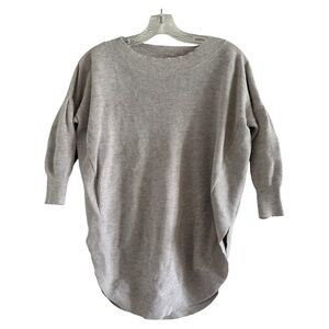 EXPRESS Women’s Marbled Oatmeal Round Hem Tunic Sweater-Size Small